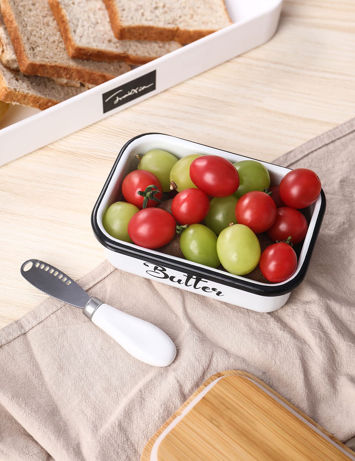 Butterdose mit Holzdeckel für 250g Butter mit multifunktionales Buttermesser