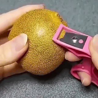 2x Edelstahl Obst-, Apfel-, Orangen-, Kiwi- und Gemüseschäler (Preview GIF)