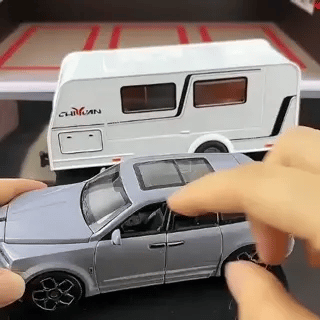 Rolls Royce (Cullinan) Modellauto mit Sound und Licht | Campingmodell (1/32) - Preview GIF
